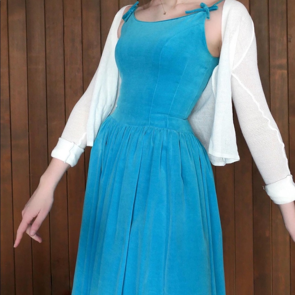1950’s Vintage Turquoise Velvet Dress